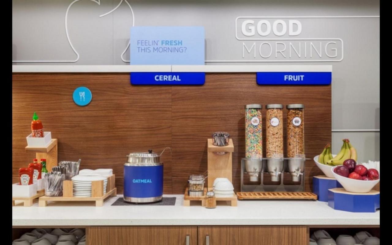 Holiday Inn Express Cape Canaveral By Ihg Ngoại thất bức ảnh